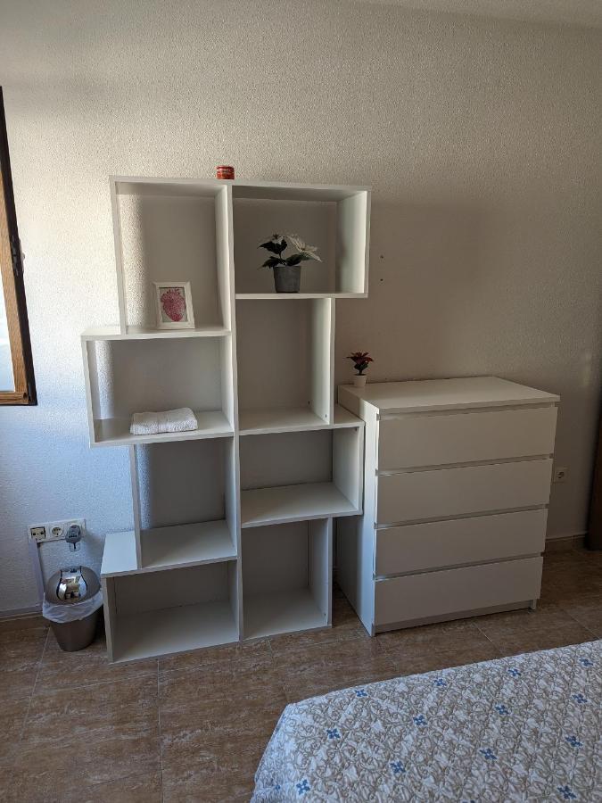 Апартаменты Vivienda Compartida Con Ambiente Familiar Сесенья Экстерьер фото